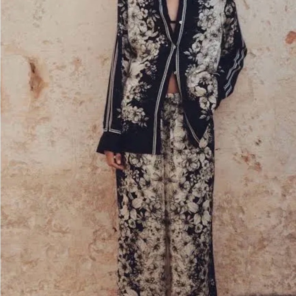 H&M Black and White Floral Wide Leg Pants